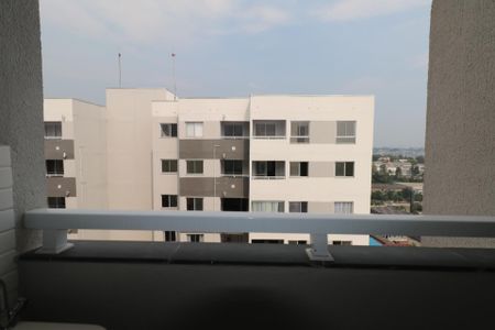 Apartamento à venda com 41m², 2 quartos e 1 vaga Apartamento à venda com 41m², 2 quartos e 1 vagaVaranda e área de Serviço