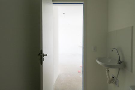 Apartamento à venda com 41m², 2 quartos e 1 vaga Apartamento à venda com 41m², 2 quartos e 1 vagaBanheiro