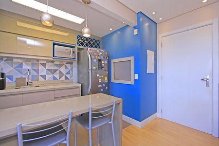 Sala de apartamento à venda com 2 quartos, 62m² em Navegantes, Porto Alegre