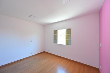 Casa para alugar com 290m², 3 quartos e 3 vagas Casa para alugar com 290m², 3 quartos e 3 vagasQuarto 3