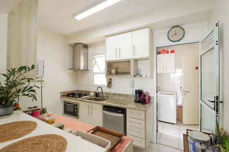 Apartamento para alugar com 78m², 3 quartos e 2 vagas Apartamento para alugar com 78m², 3 quartos e 2 vagasCozinha e Área de Serviço