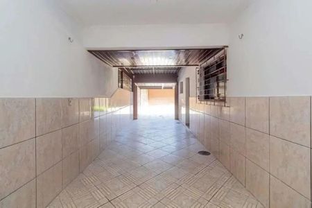 Casa para alugar com 168m², 3 quartos e 2 vagascomodo