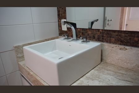 Apartamento à venda com 115m², 3 quartos e 2 vagasBanheiro