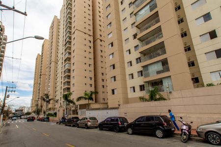 Apartamento à venda com 115m², 3 quartos e 2 vagas Apartamento à venda com 115m², 3 quartos e 2 vagasFachada