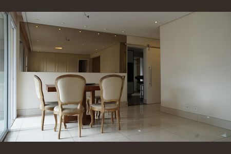 Apartamento à venda com 115m², 3 quartos e 2 vagasSala