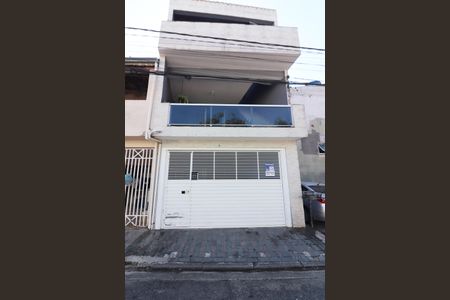 Casa à venda com 83m², 3 quartos e 2 vagasFachada