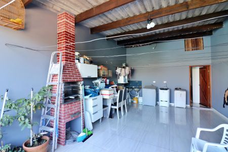 Casa à venda com 83m², 3 quartos e 2 vagasÁrea de Serviço e Espaço Gourmet