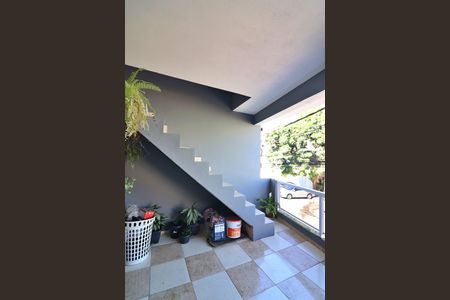 Casa à venda com 83m², 3 quartos e 2 vagasQuarto 2 Sacada 