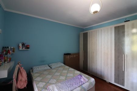 Casa à venda com 83m², 3 quartos e 2 vagasQuarto 2