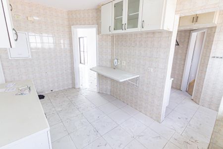 Apartamento à venda com 102m², 3 quartos e 1 vagaCozinha