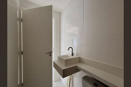 Apartamento para alugar com 35m², 2 quartos e sem vaga Apartamento para alugar com 35m², 2 quartos e sem vagaBanheiro
