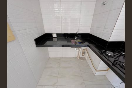 Apartamento para alugar com 35m², 2 quartos e sem vaga Apartamento para alugar com 35m², 2 quartos e sem vagaÁrea de Serviço