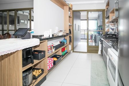 Apartamento à venda com 119m², 3 quartos e 2 vagas Apartamento à venda com 119m², 3 quartos e 2 vagasCozinha
