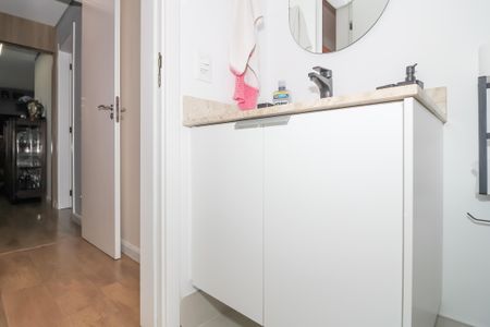 Apartamento à venda com 119m², 3 quartos e 2 vagas Apartamento à venda com 119m², 3 quartos e 2 vagasBanheiro da Suíte 2