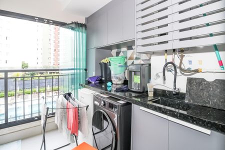 Apartamento à venda com 119m², 3 quartos e 2 vagas Apartamento à venda com 119m², 3 quartos e 2 vagasÁrea de Serviço