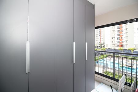 Apartamento à venda com 119m², 3 quartos e 2 vagas Apartamento à venda com 119m², 3 quartos e 2 vagasÁrea de Serviço