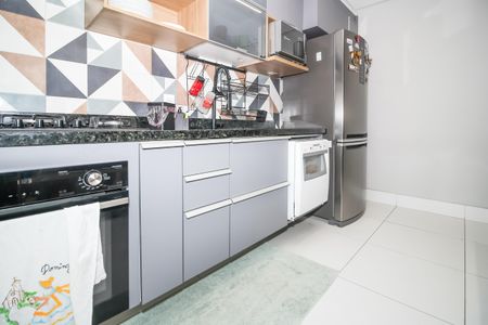 Apartamento à venda com 119m², 3 quartos e 2 vagas Apartamento à venda com 119m², 3 quartos e 2 vagasCozinha