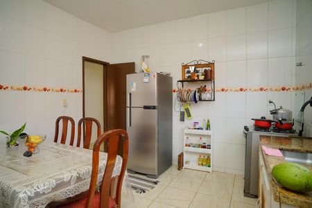 Casa para alugar com 110m², 3 quartos e 4 vagasCozinha