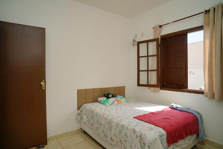 Casa para alugar com 110m², 3 quartos e 4 vagasQuarto 2