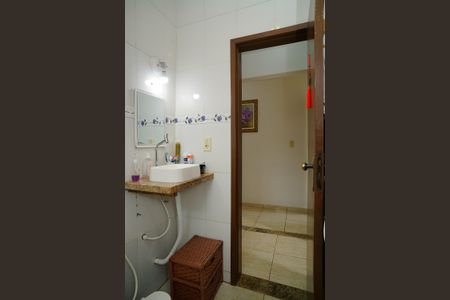 Casa para alugar com 110m², 3 quartos e 4 vagasBanheiro Social