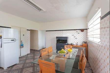 Casa à venda com 413m², 2 quartos e 4 vagasCozinha