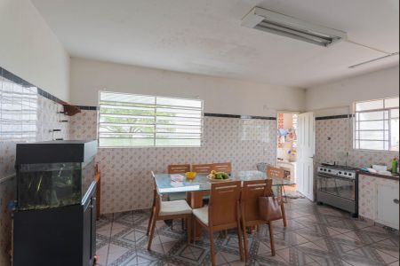 Casa à venda com 413m², 2 quartos e 4 vagasCozinha