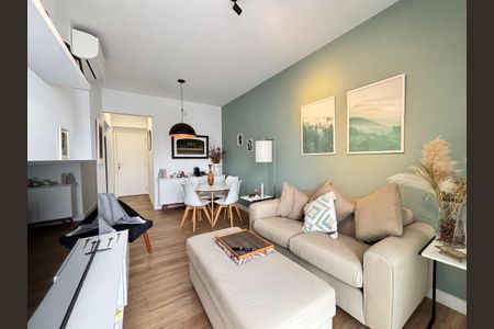 Sala de apartamento para alugar com 2 quartos, 63m² em Vila Olímpia, São Paulo