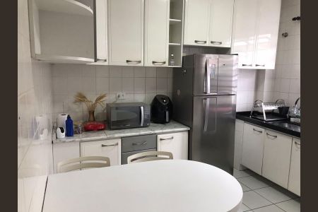 Cozinha de apartamento à venda com 2 quartos, 54m² em Vila Jordanopolis, São Bernardo do Campo