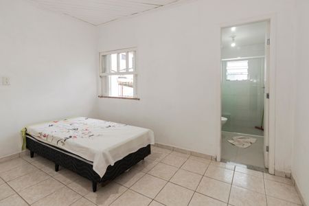 Casa à venda com 140m², 3 quartos e 4 vagas Edícula - Suíte