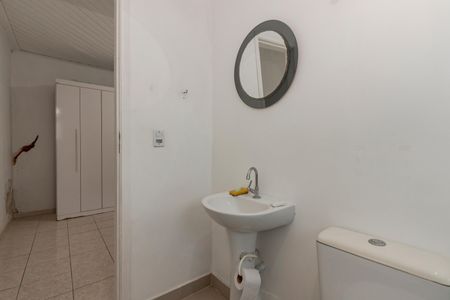 Casa à venda com 140m², 3 quartos e 4 vagas Edícula - Banheiro da Suíte