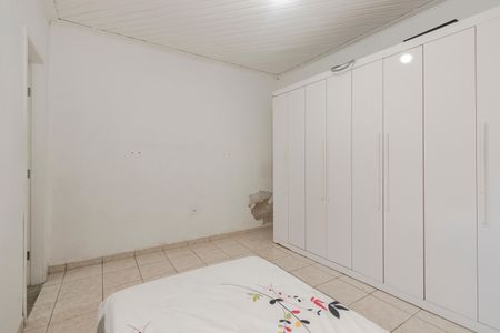 Casa à venda com 140m², 3 quartos e 4 vagas Edícula - Suíte