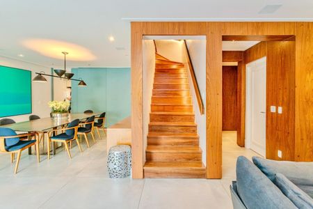 Casa de condomínio à venda com 350m², 4 quartos e 4 vagas