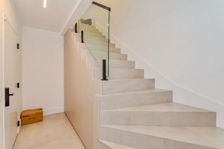 Casa de condomínio à venda com 350m², 4 quartos e 4 vagas