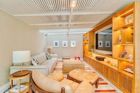 Casa de condomínio à venda com 350m², 4 quartos e 4 vagas