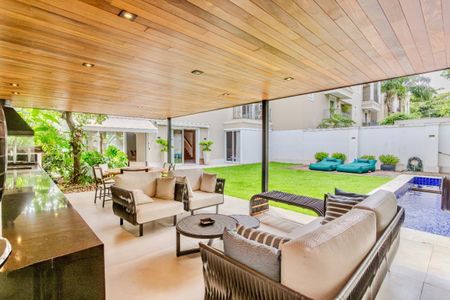 Casa de condomínio à venda com 350m², 4 quartos e 4 vagas