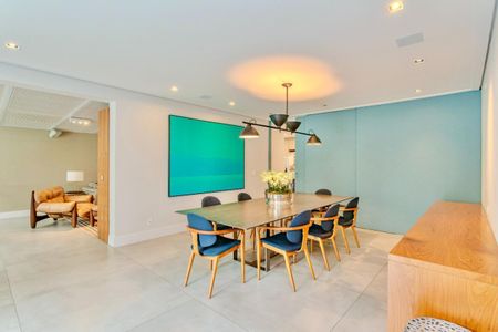 Casa de condomínio à venda com 350m², 4 quartos e 4 vagas