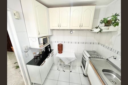 Apartamento à venda com 49m², 2 quartos e 1 vaga Apartamento à venda com 49m², 2 quartos e 1 vagaCozinha