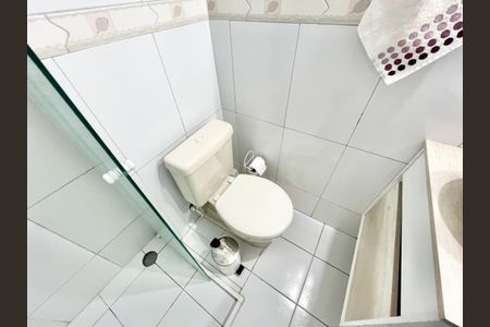 Apartamento à venda com 49m², 2 quartos e 1 vaga Apartamento à venda com 49m², 2 quartos e 1 vagaBanheiro