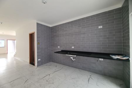 Casa à venda com 130m², 3 quartos e 2 vagas Casa à venda com 130m², 3 quartos e 2 vagasCozinha