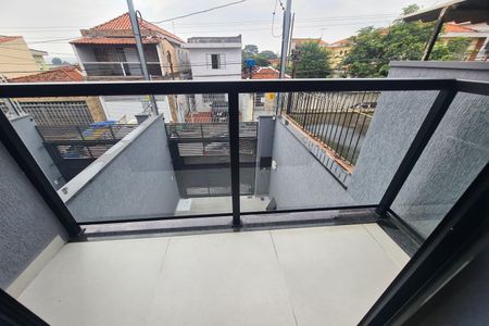 Casa à venda com 130m², 3 quartos e 2 vagas Casa à venda com 130m², 3 quartos e 2 vagasvaranda da suite