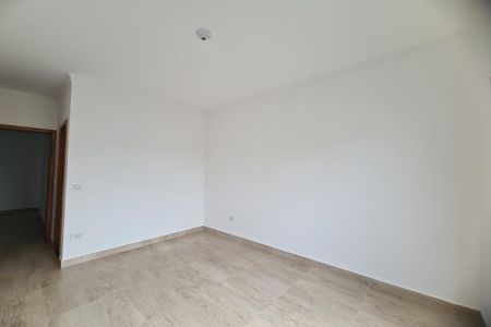 Casa à venda com 130m², 3 quartos e 2 vagasSuite