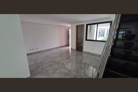 Casa à venda com 3 quartos, 179m² em Buritis, Belo Horizonte