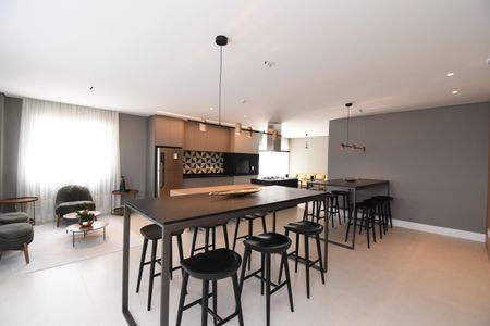 Apartamento para alugar com 31m², 1 quarto e sem vagaÁrea comum - Salão de festas