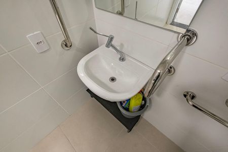 Apartamento à venda com 28m², 1 quarto e sem vaga Apartamento à venda com 28m², 1 quarto e sem vagaBanheiro