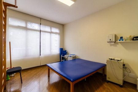 Casa à venda com 7 quartos, 444m² em Mirandópolis, São Paulo