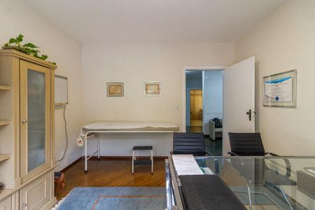 Casa à venda com 7 quartos, 444m² em Mirandópolis, São Paulo