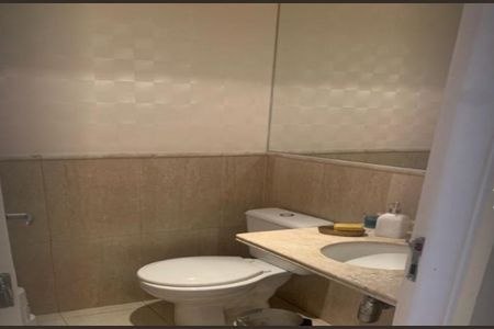 Apartamento à venda com 135m², 3 quartos e 3 vagasBanheiro 