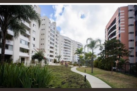 Apartamento à venda com 135m², 3 quartos e 3 vagasÁrea externa