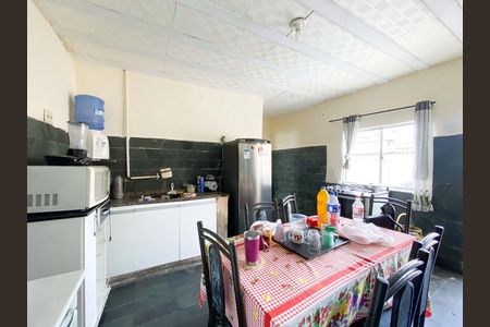 Casa à venda com 303m², 3 quartos e 1 vaga