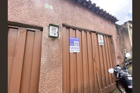 Casa à venda com 303m², 3 quartos e 1 vaga Casa à venda com 303m², 3 quartos e 1 vagatalada TIKP-182